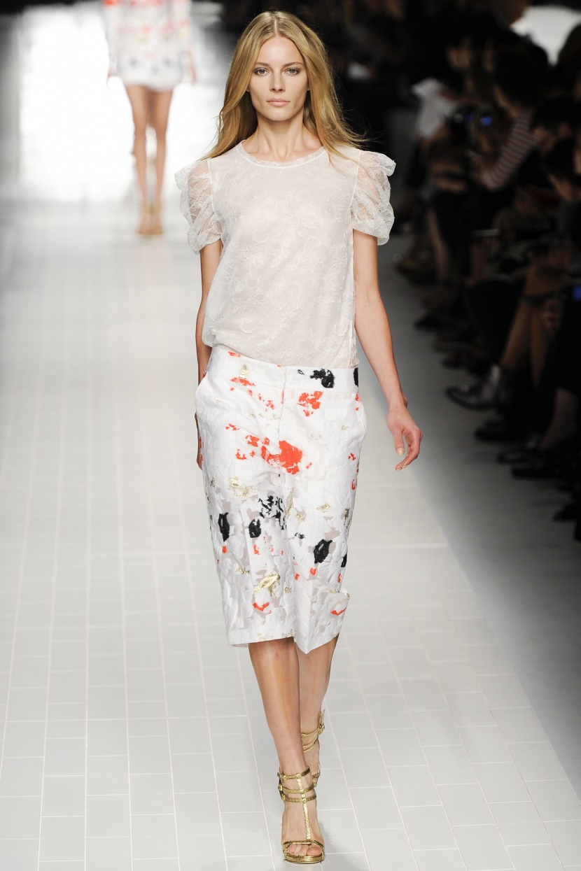 2014 Blumarine 春夏时装周秀场高清图片(一)