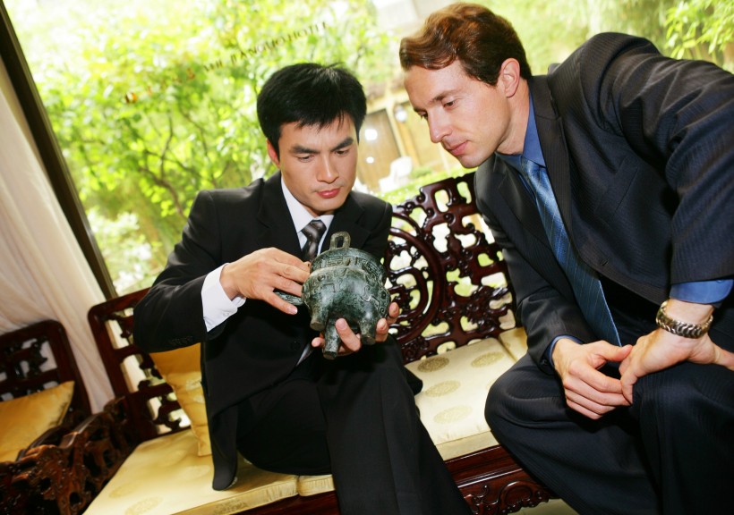 业务洽谈图片