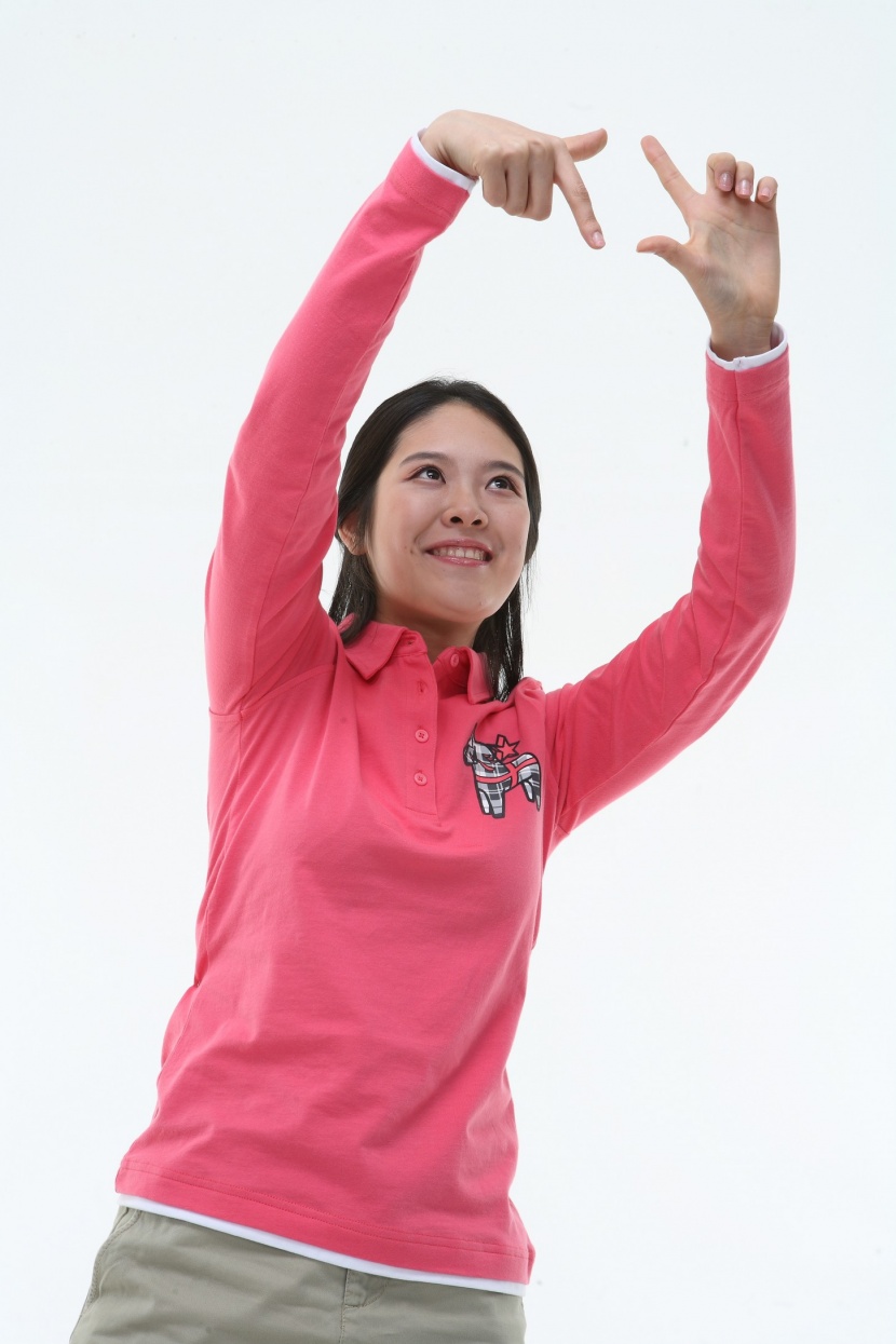 大学女新生图片