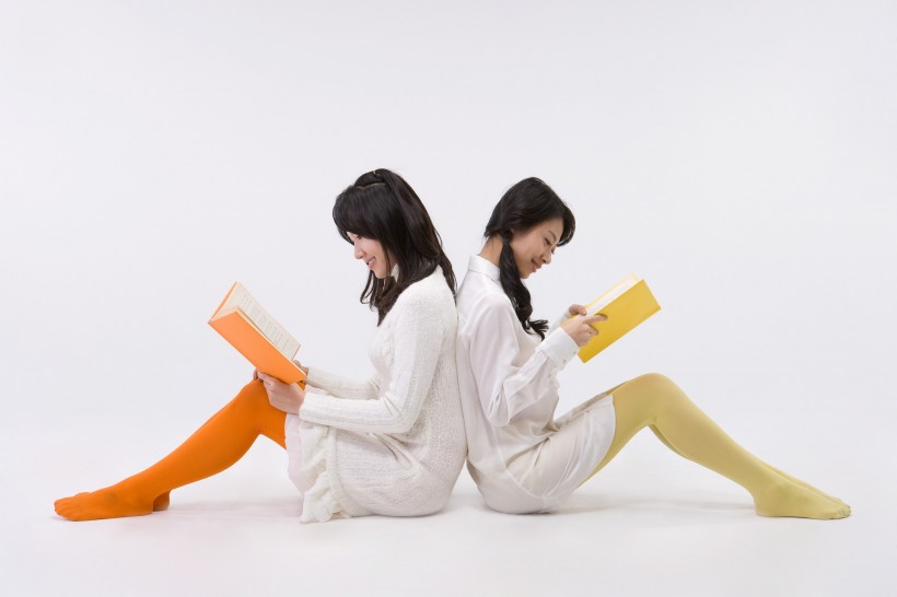 年轻人pose图片