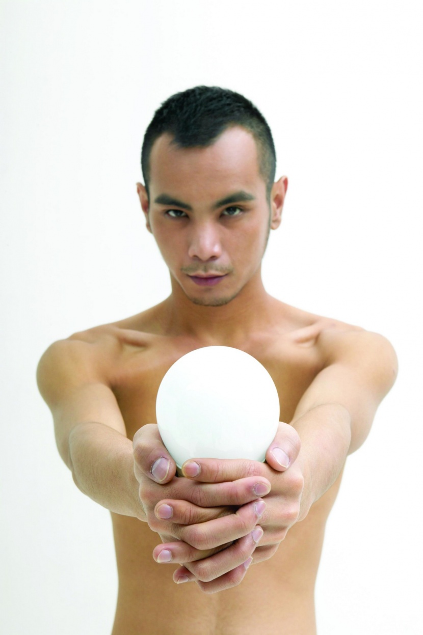 男性创意pose图片