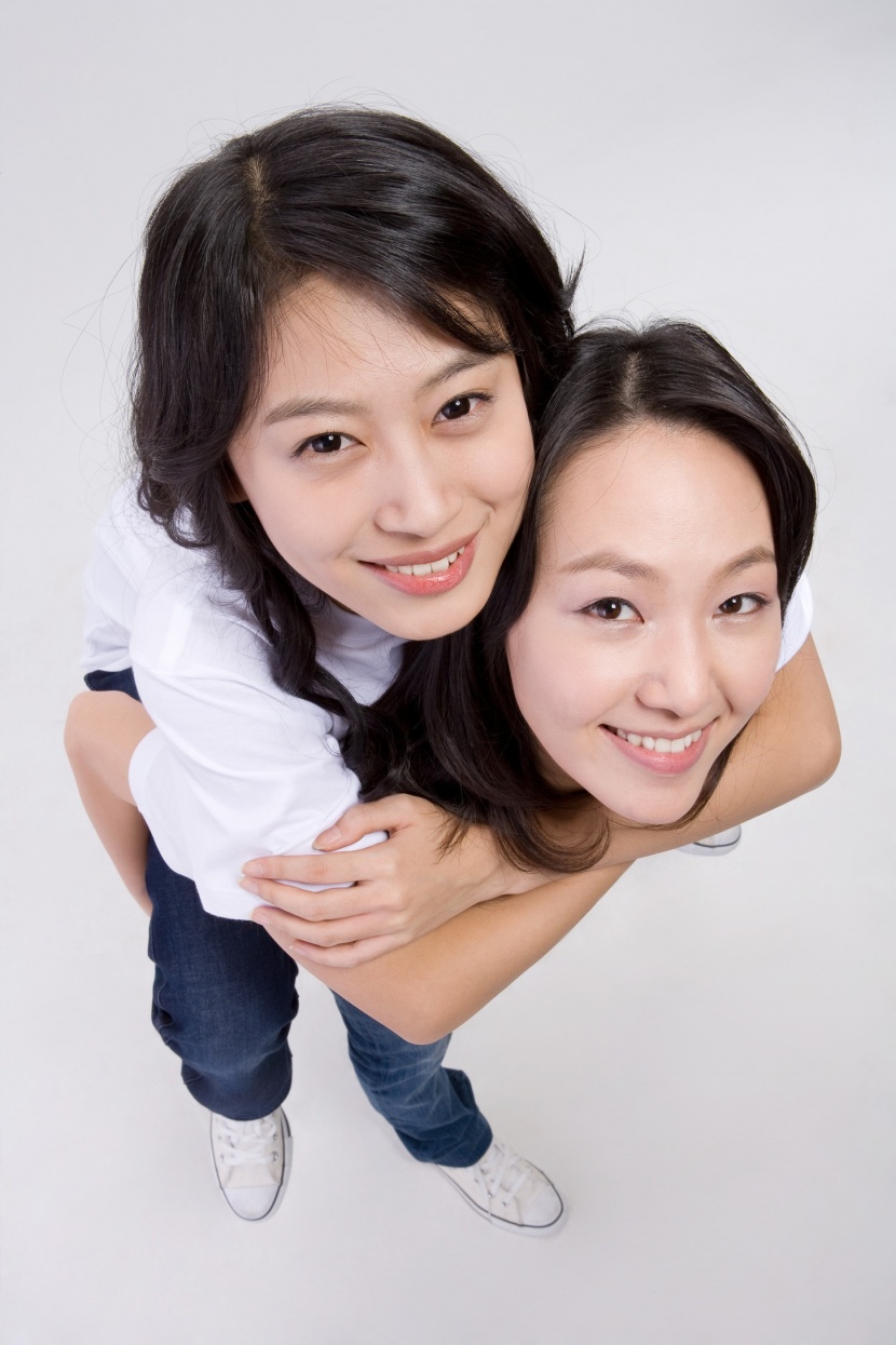年轻人pose图片
