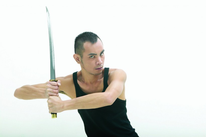 男性创意pose图片
