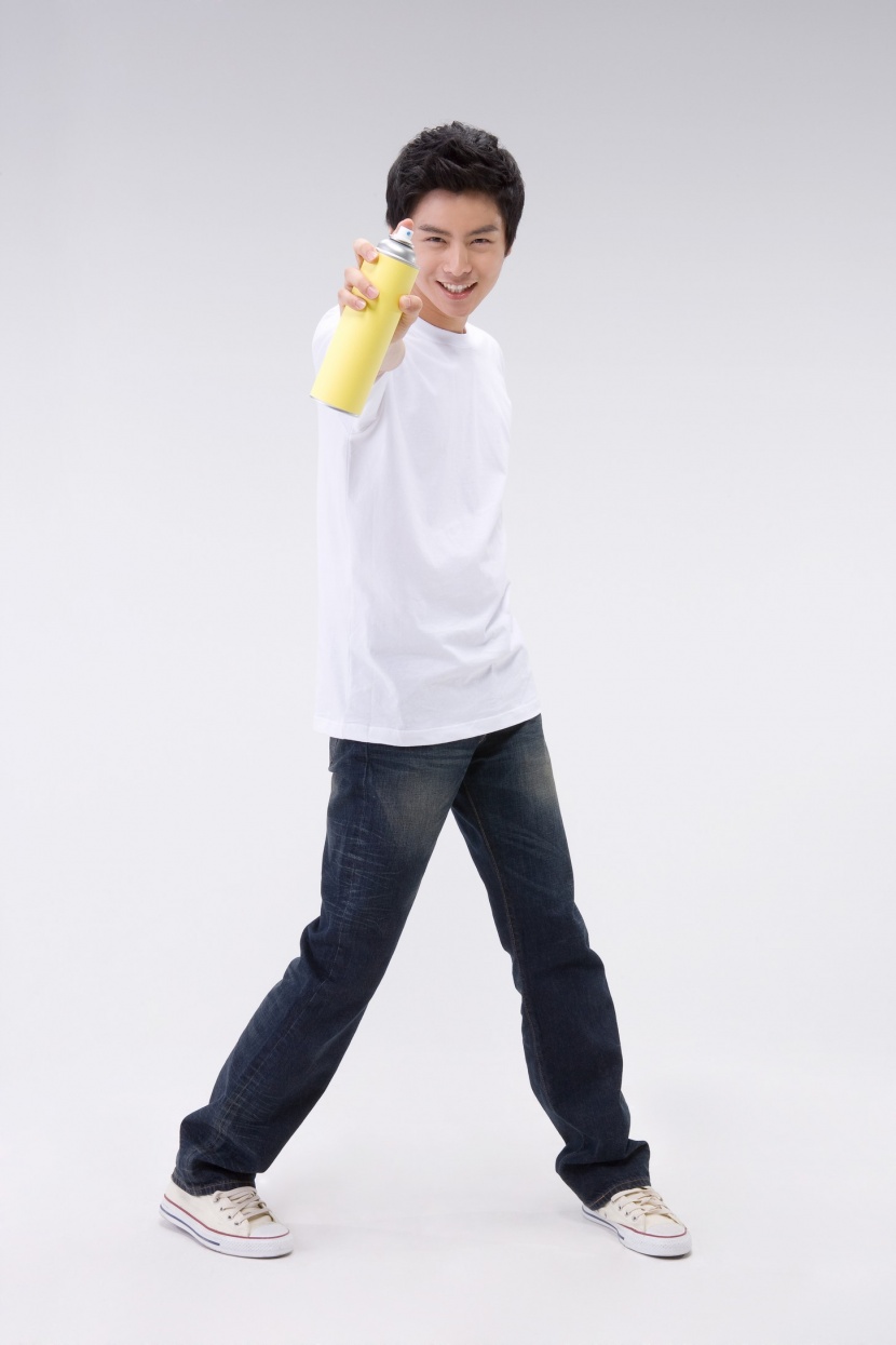 年轻人pose图片