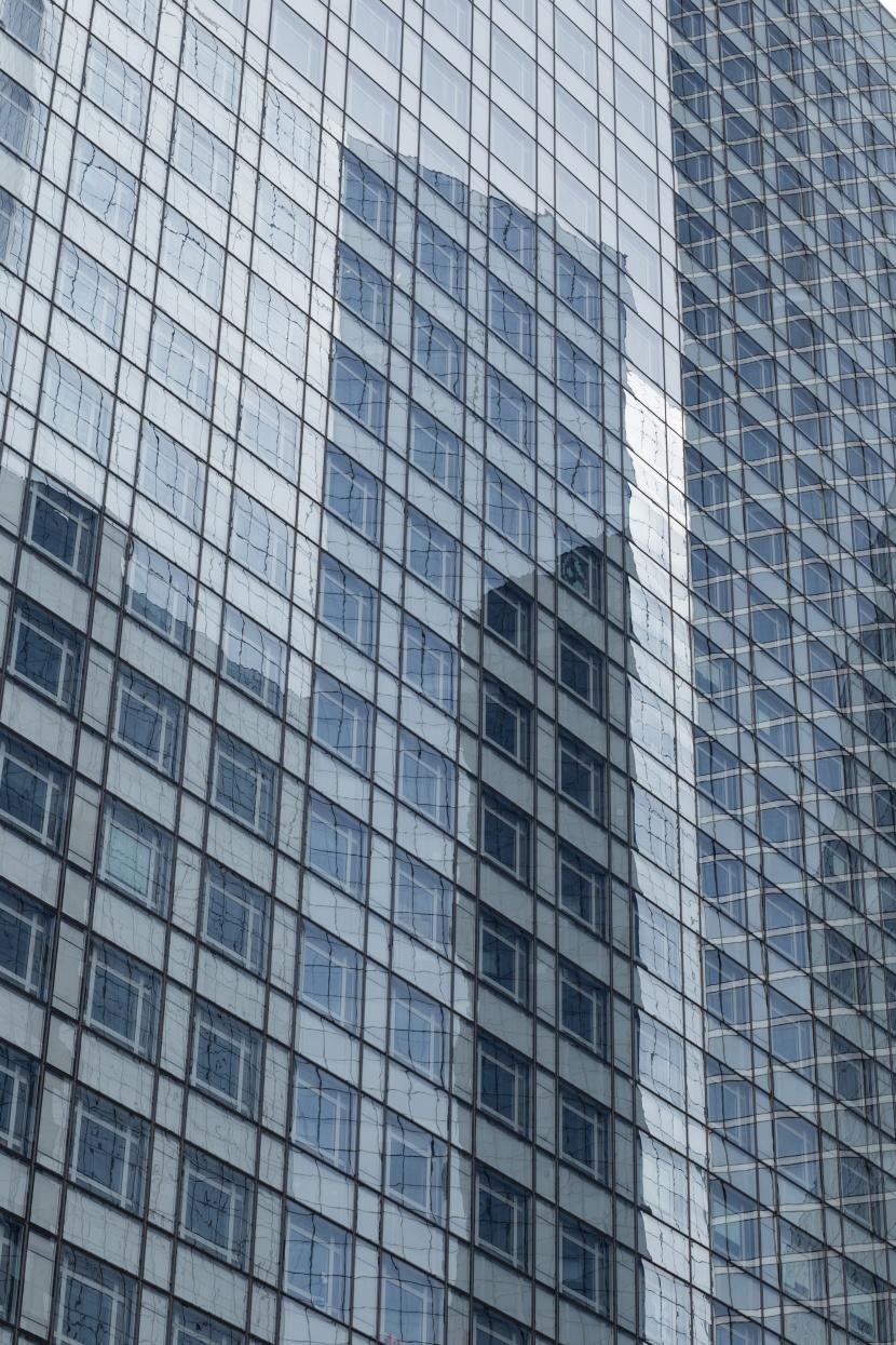 高高的建筑大厦图片