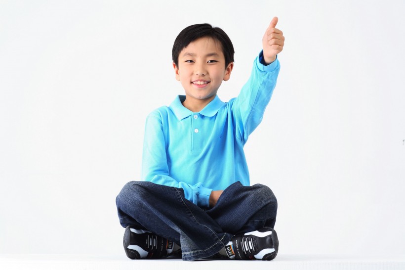 可爱小男孩图片