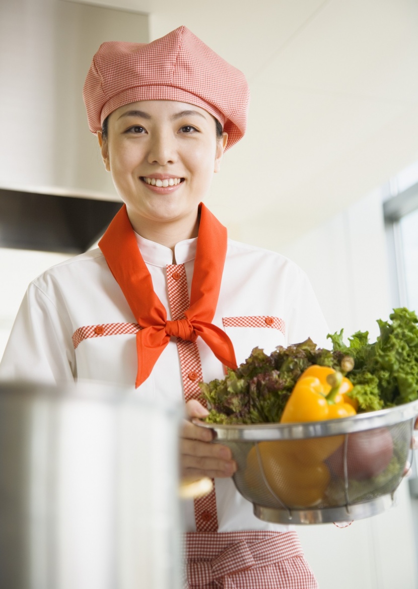工作中的女性图片