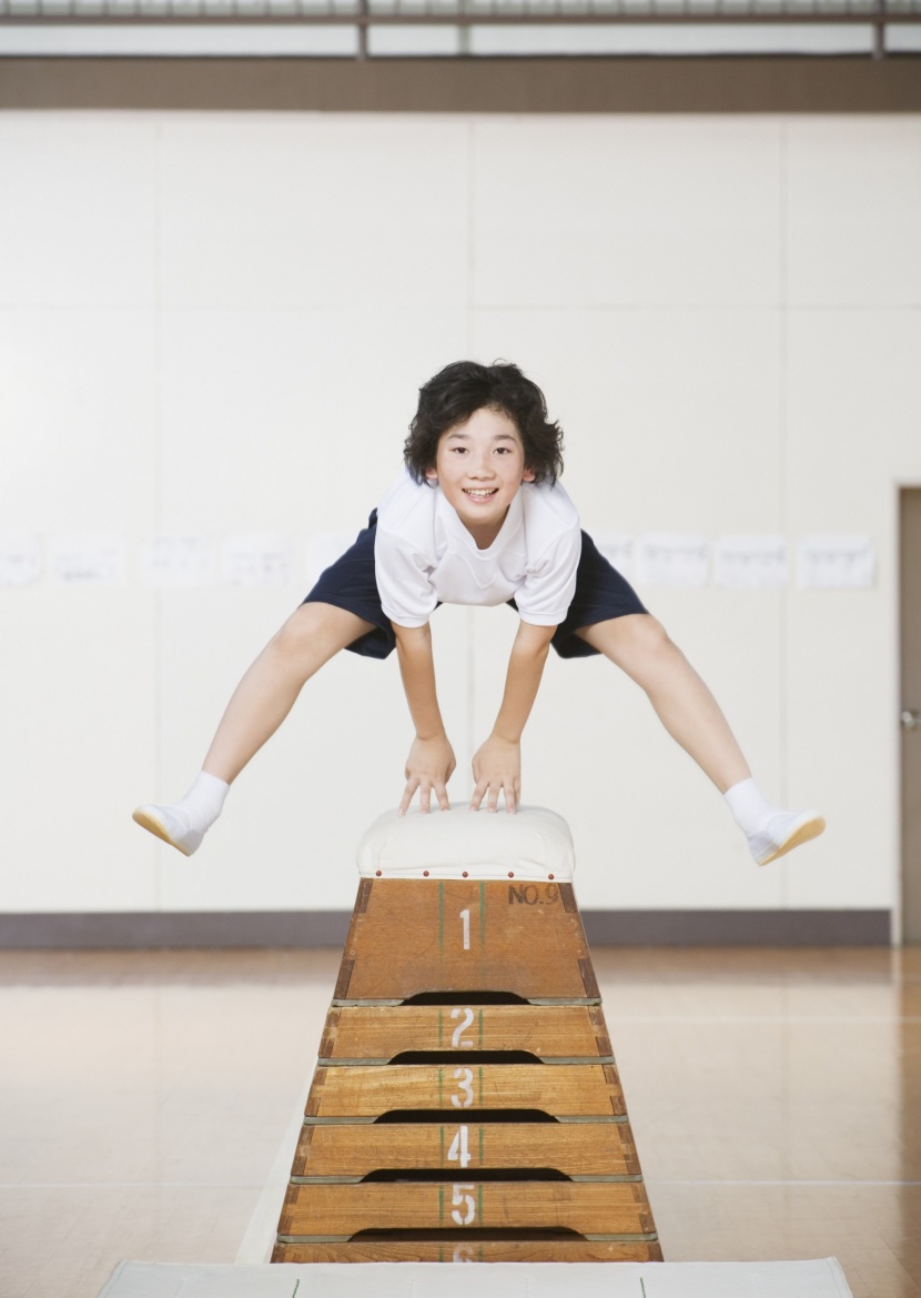 小学生体育课图片