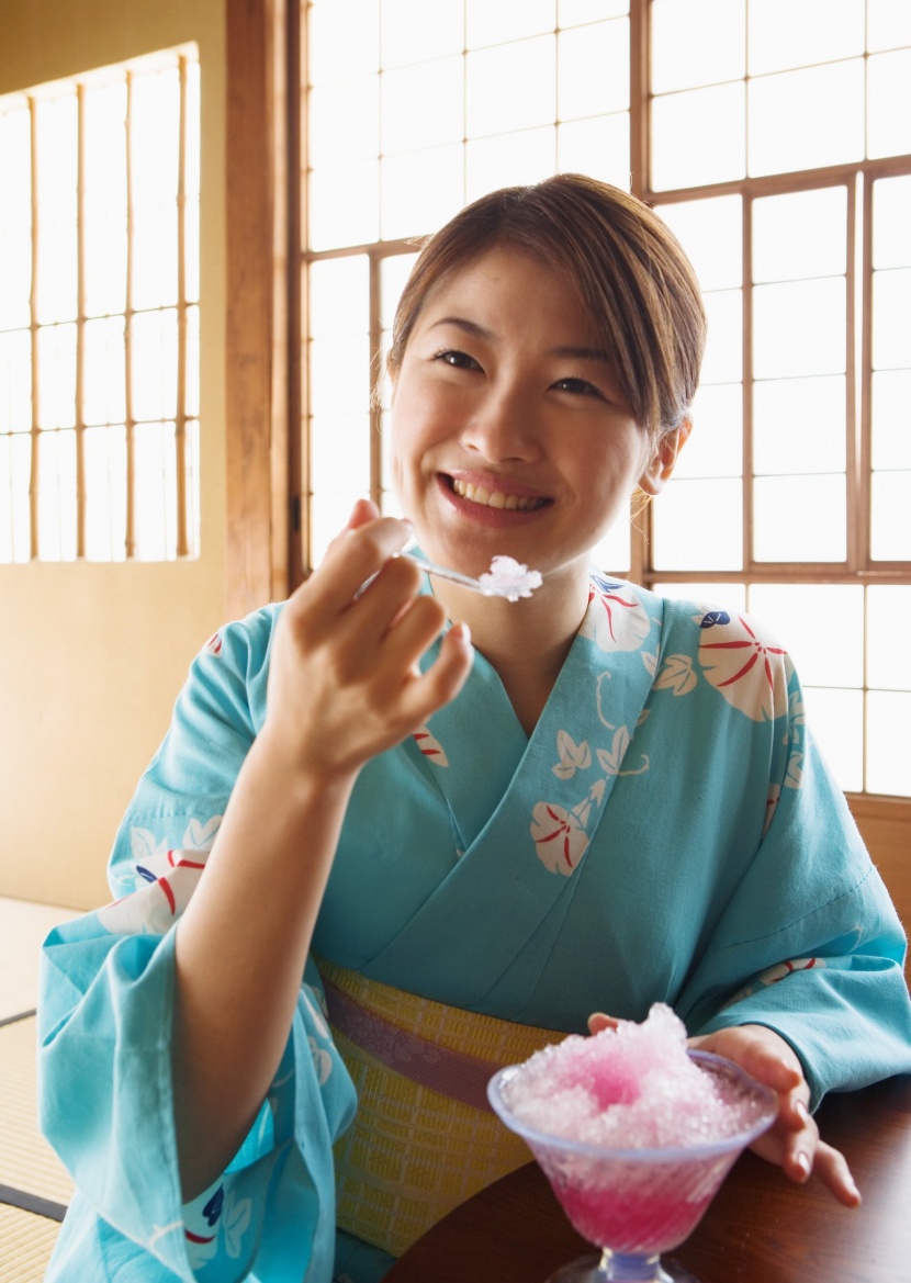 日本少女和服图片
