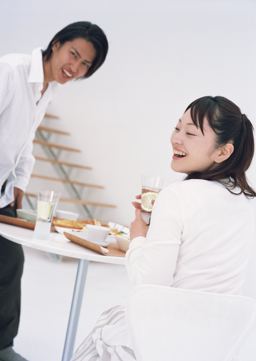 情侣同居生活图片
