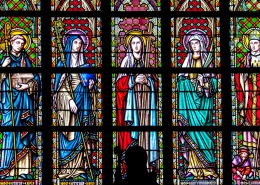 绚丽的教堂彩色玻璃窗图片(21张)