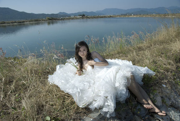Photoshop打造唯美的婚纱外景照片