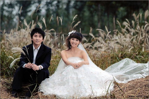 Photoshop调色教程：调出婚纱片温柔暖色调