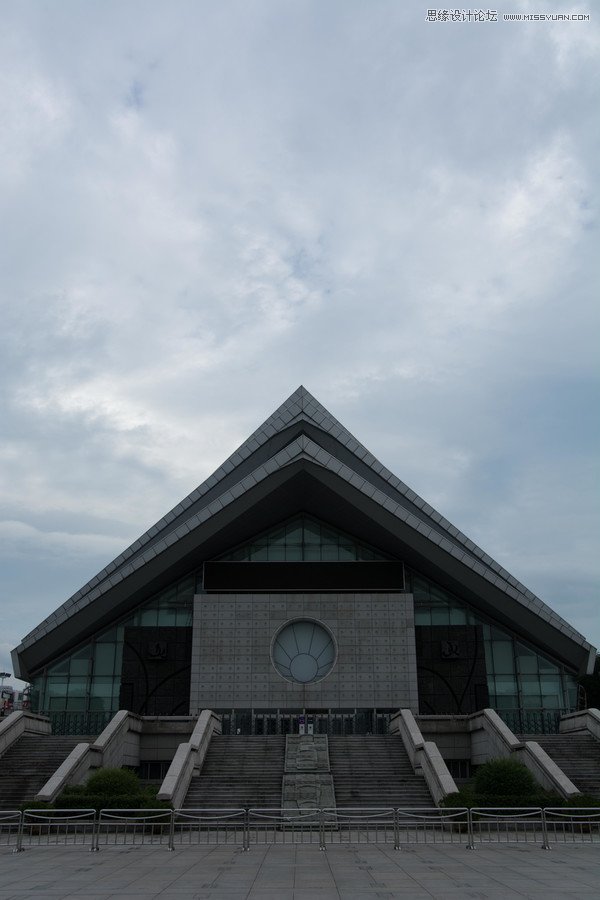 Photoshop调出粉嫩甜美的外景建筑照片,PS教程,PS家园网