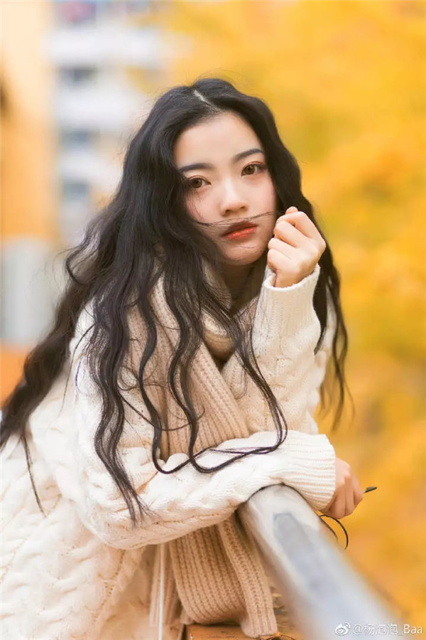 Photoshop调出人像照片秋季暖黄色效果,PS教程,PS家园网