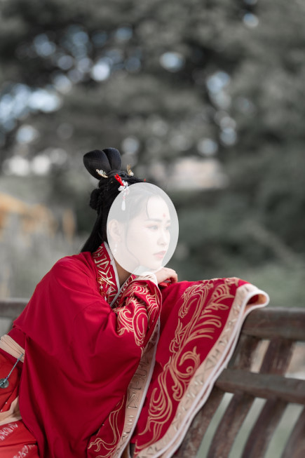 Photoshop调出外景冷色草木灰色调艺术效果,PS教程,PS家园网