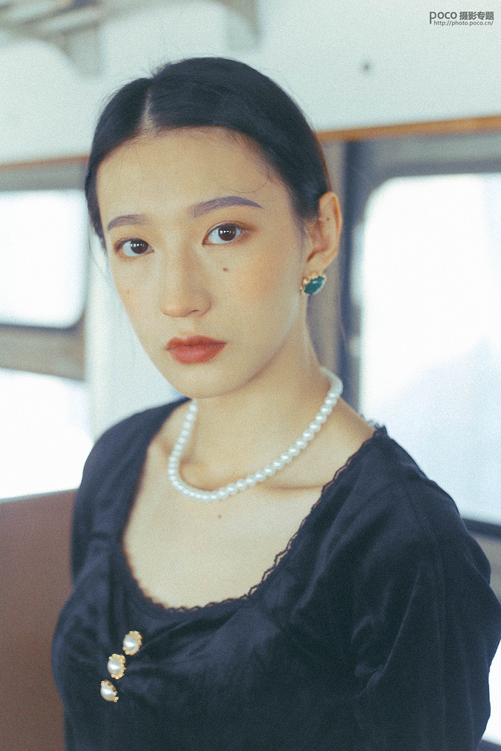 Photoshop调出人像照片复古电影胶片效果,PS教程,PS家园网