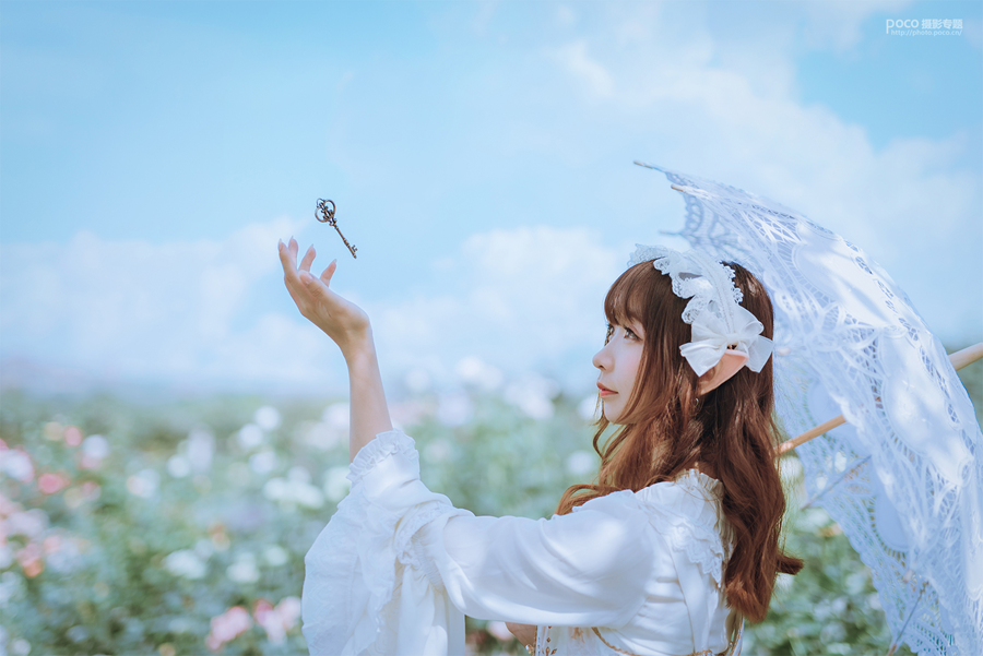 Photoshop解析悬浮元素在合成中的使用,PS教程,PS家园网