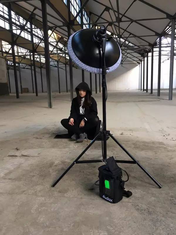 Photoshop详细解析室内人像后期精修过程,PS教程,PS家园网