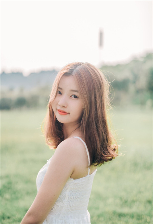Photoshop调出外景人像照片小清新文艺效果,PS教程,PS家园网