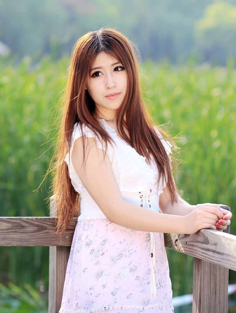 Photoshop抠出外景多细发丝的美女人像,PS教程,PS家园网
