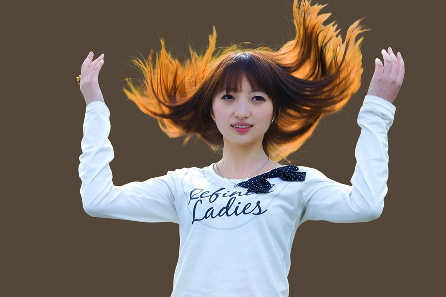 Photoshop抠出长发飘逸的美女人像,PS教程,PS家园网