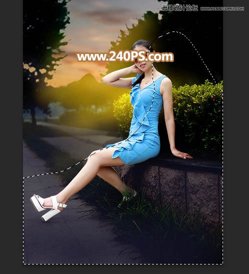 Photoshop给外景人像照片添加黄昏光效效果,PS教程,PS家园网