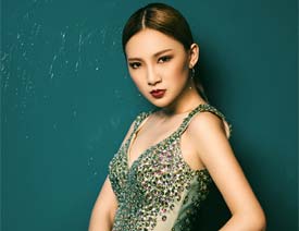 PS调出室内人像照片唯美的时尚大片效果
