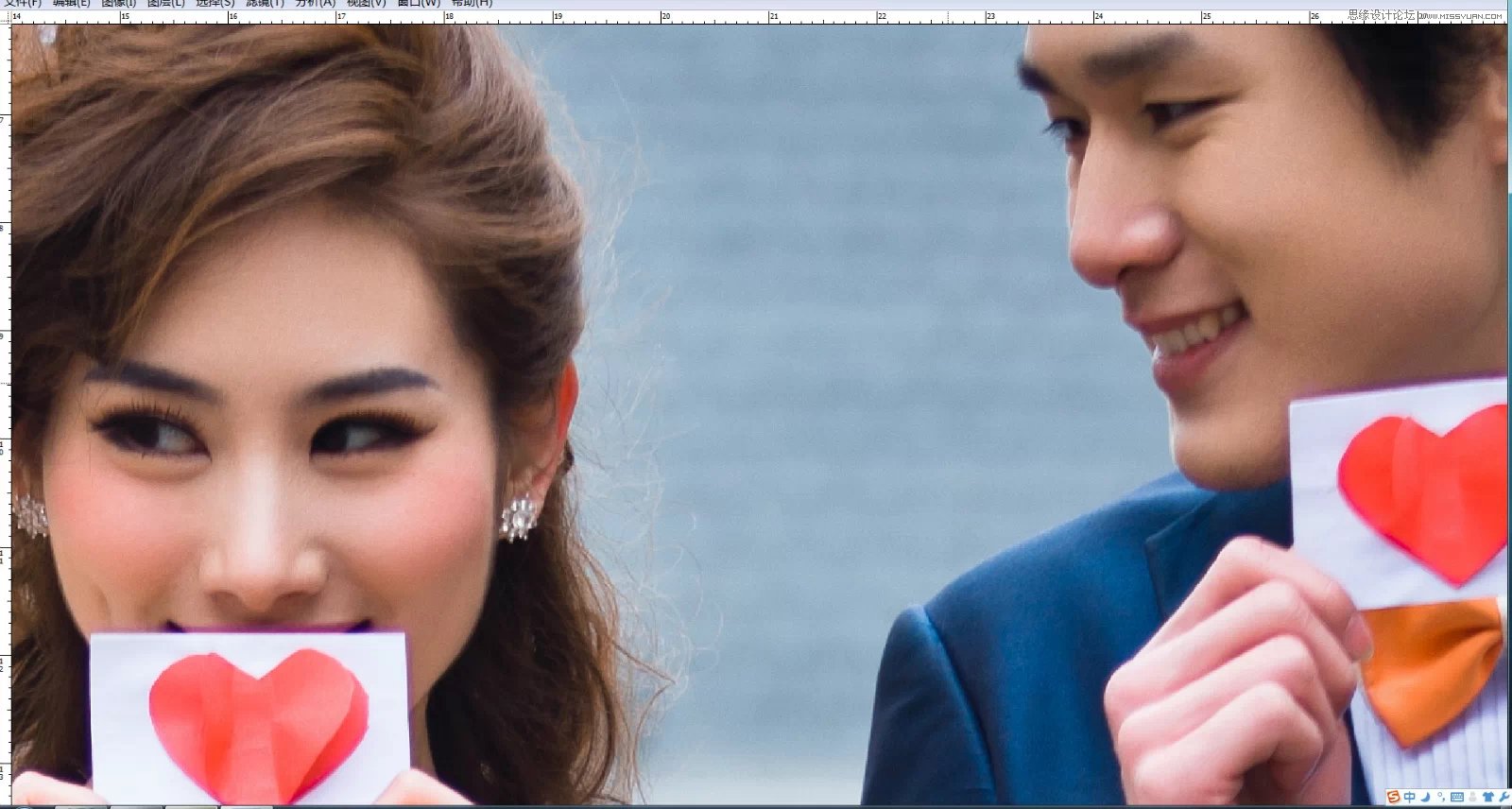 Photoshop调出婚纱照片韩式小清新效果图,PS教程,PS家园网