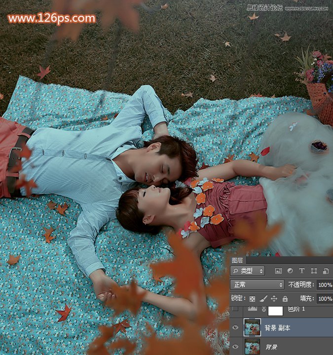 Photoshop调出草地外景婚片唯美暖黄效果