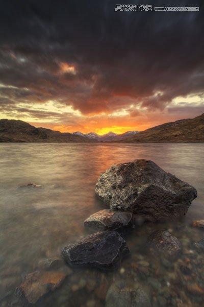 Photoshop合成创意的游戏海报效果图