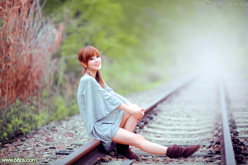 Photoshop调出铁轨美女照片柔美的逆光效果