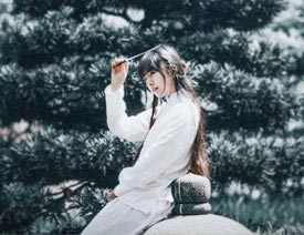 PS简单方法调出人像淡雅的古风色调