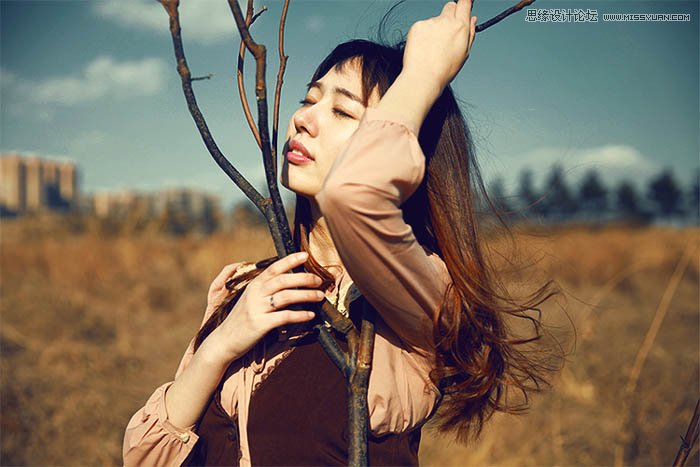 Photoshop调出外景人像唯美冷色效果