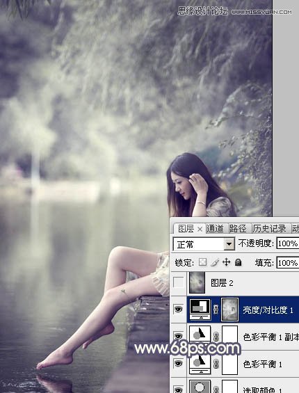 Photoshop调出河边女孩暗色紫色效果