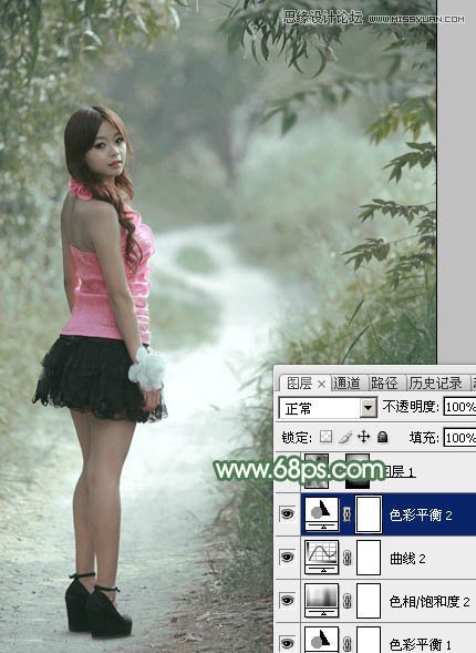 Photoshop调出公园女孩淡雅的绿色效果