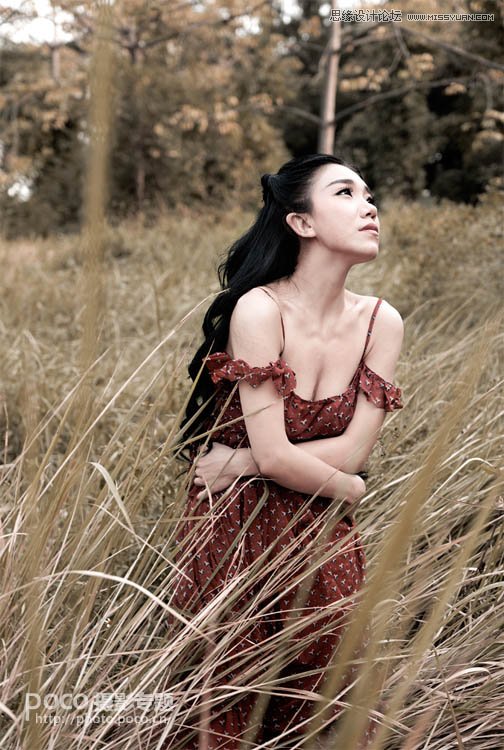 Photoshop调出外景美女淡雅冷色效果