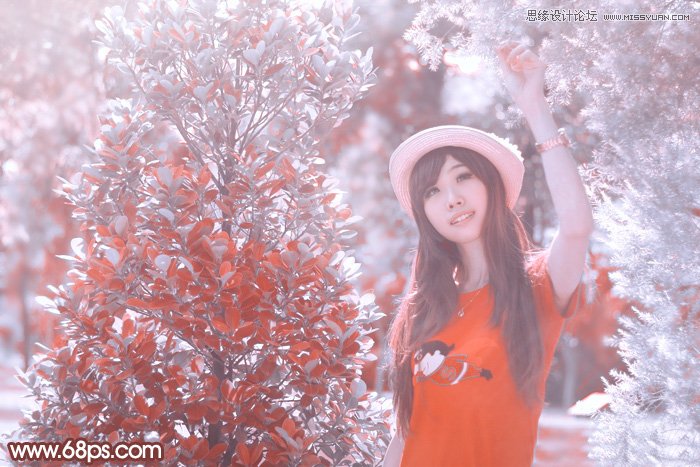 Photoshop调出女孩照片另类的淡红色调