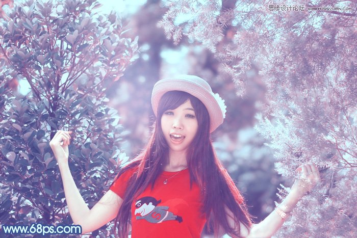 Photoshop调出林中美女梦幻的紫色效果