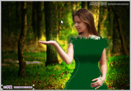 Photoshop合成在和蝴蝶交流的美女仙子