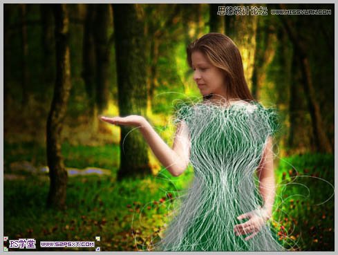 Photoshop合成在和蝴蝶交流的美女仙子