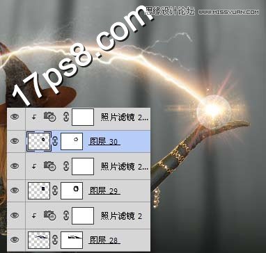 Photoshop设计万圣节正在施展魔法的女巫