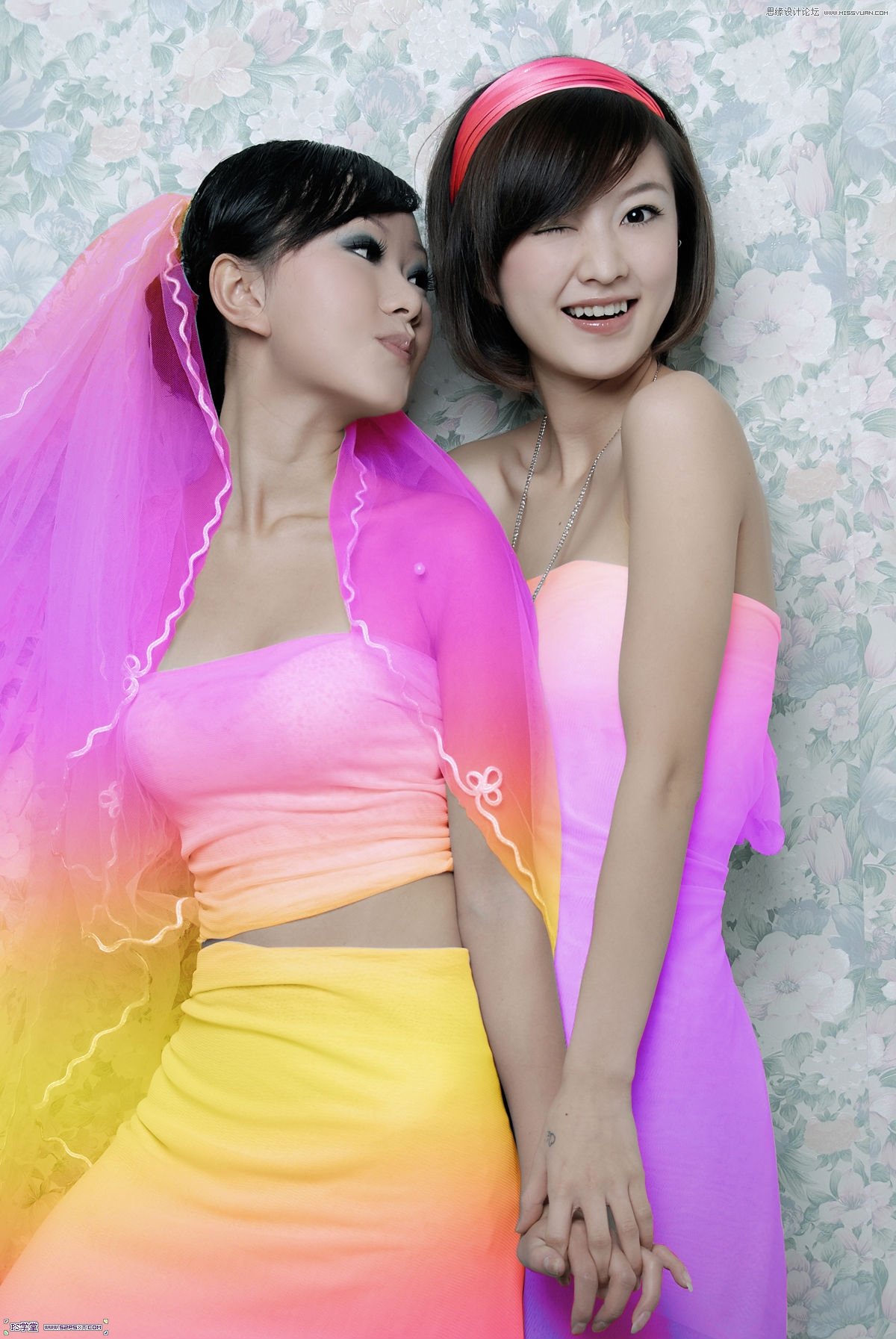 Photoshop制作姐妹花眨眼睛动画教程