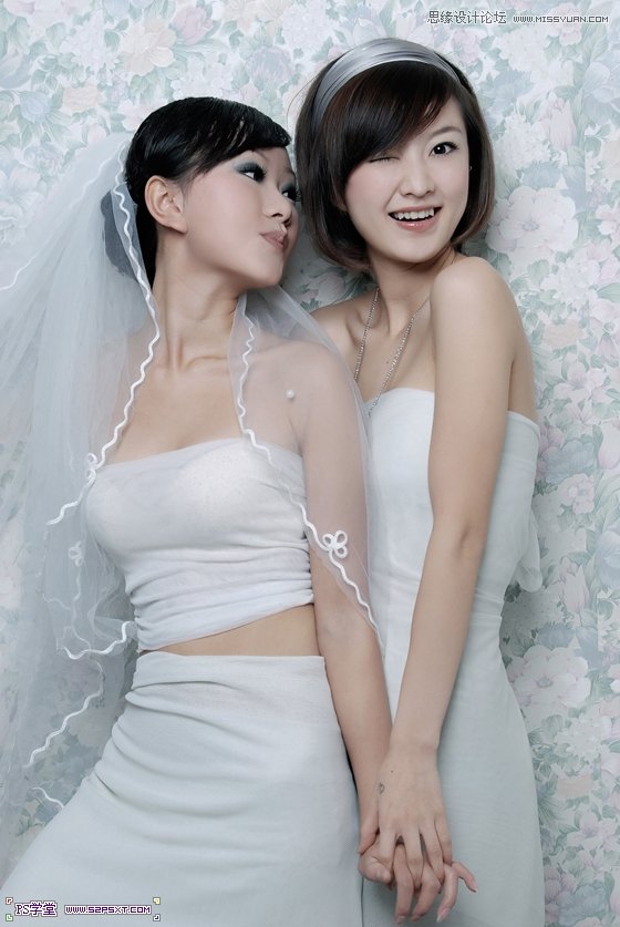 Photoshop制作姐妹花眨眼睛动画教程
