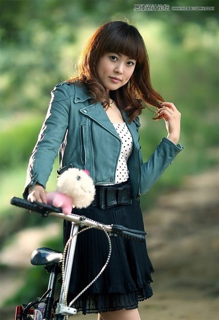 Photoshop调出单车美女梦幻朦胧效果图