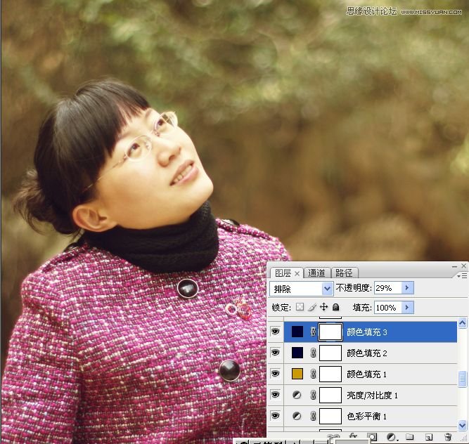 Photoshop调出公园女孩淡淡黄色效果