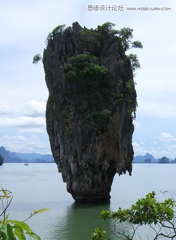 Photoshop合成海边古船下神秘的鱼美人