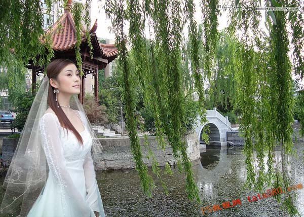 Photoshop抠图教程：使用通道给婚纱照片抠图