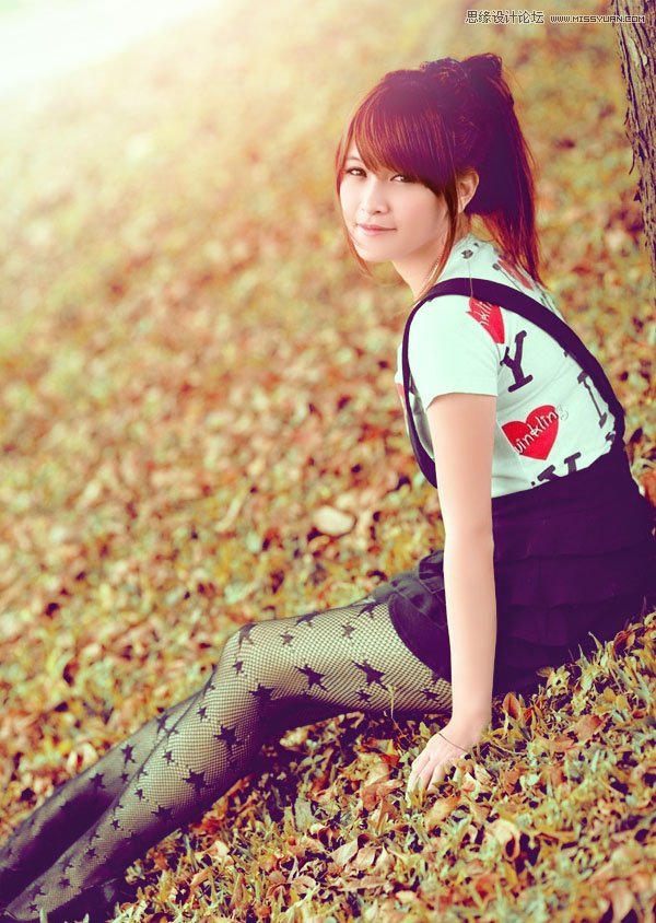 Photoshop调出外景可爱美女复古淡黄色调