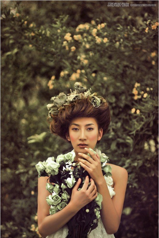 Photoshop调出外景美女漂亮的复古色调